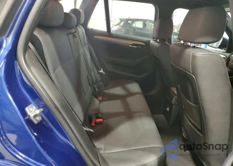 2015 BMW X1 xDrive28I из США, поврежденный, VIN WBAVL1C54FVY26918